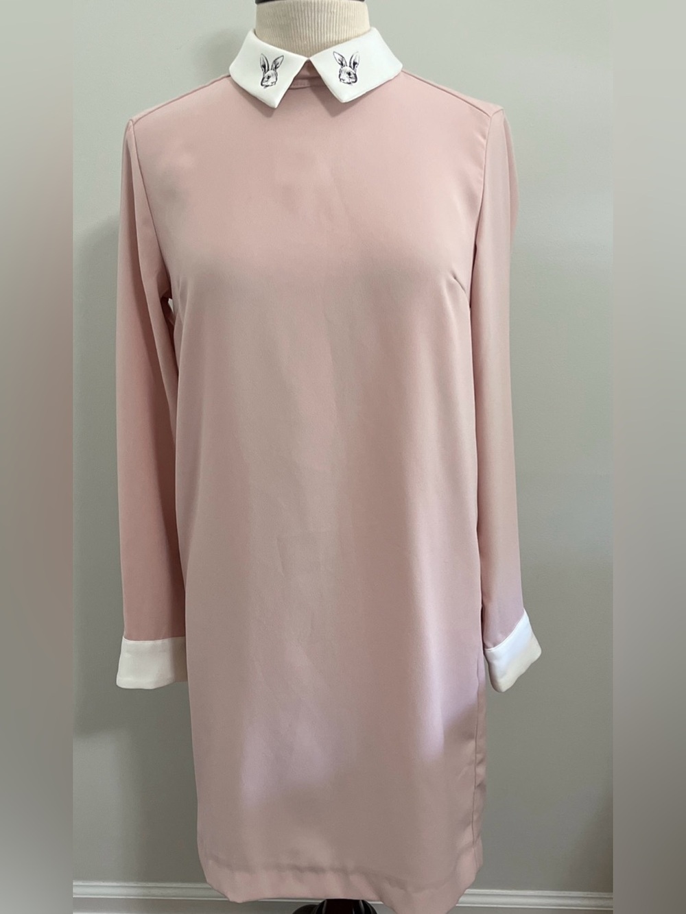 Victoria Beckham Target Pink Rabbit Collared Shift Dress - Picture 4 of 9